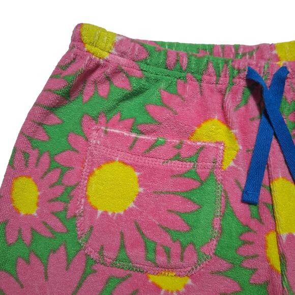 Mini Boden daisy floral print towelling shorts - Picture 5 of 11